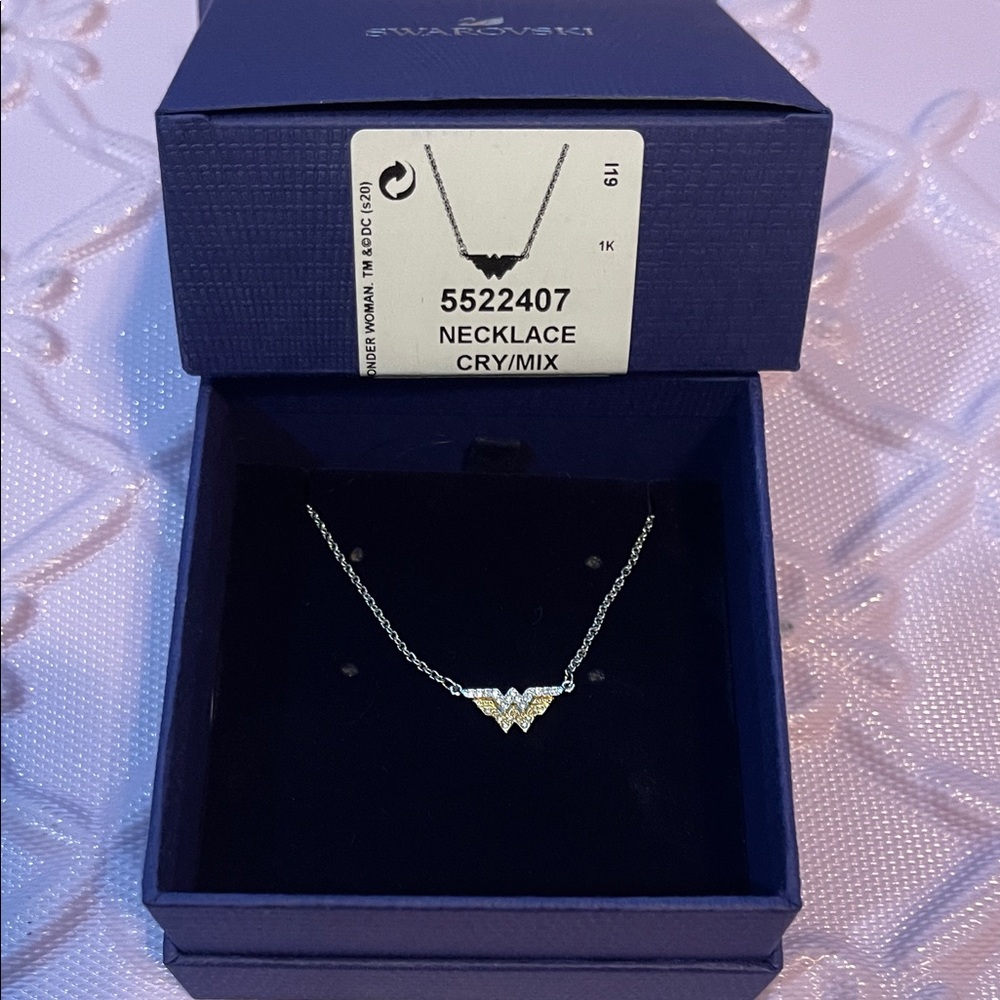 Swarovski Silver Wonder Women Necklace with Crystal Accents